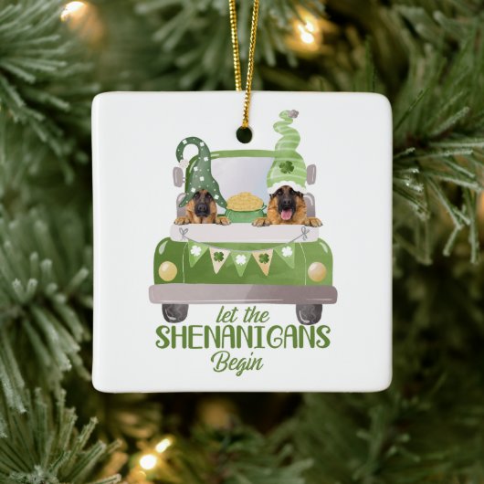 Der deutsche Hirte Ließ Die Schenaniden fangen an Keramikornament (Baum)