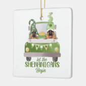 Der deutsche Hirte Ließ Die Schenaniden fangen an Keramikornament (Links)