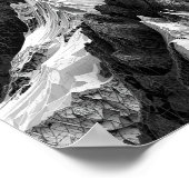 Der digitale Monolith: Eine prozedurale Synthese v Poster (Ecke)