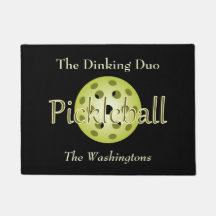 Der Dinking Duo Couple Pickleball Ball