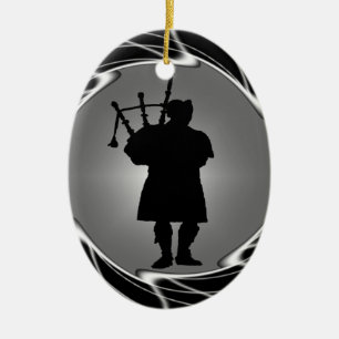 DER DUDELSACKSPIELER-GEIST KERAMIK ORNAMENT