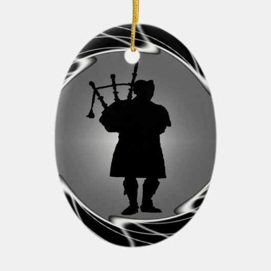 DER DUDELSACKSPIELER-GEIST KERAMIK ORNAMENT (Vorne)
