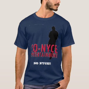 Der dunkle T - Shirt der Männer