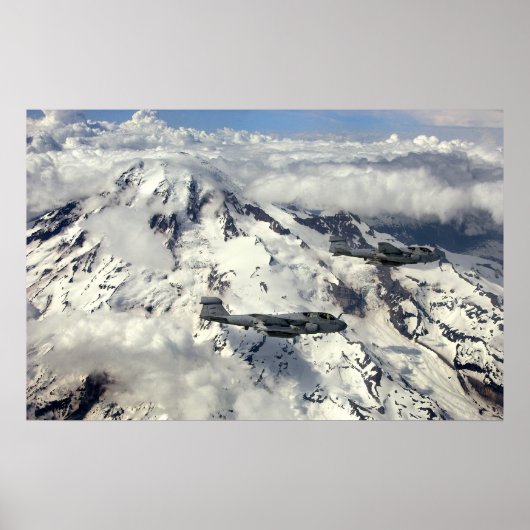 Der EA-6B Prowler und Mount Rainier Poster (Vorne)