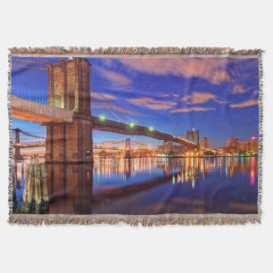 Der East River, Brooklyn-Brücke, Manhattan Decke