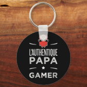Der echte Papa Gamer Schlüsselanhänger (Vorderseite)