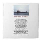 Der Edmund Fitzgerald mit der Geschenkboxen der Cr Fliese (Vorderseite)