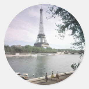 Der Eiffelturm. Paris, circa 1960. Runder Aufkleber