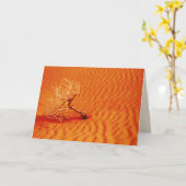 Der einsame Baum im fiery Red Desert Sand, blank i Karte (Gelbe Blume)