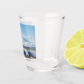 Der Elbrus (der höchste Berg Europas) Schnapsglas (Rechts)