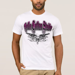 Der Entwurf Bella Tätowierungsstudio Männer T-Shirt