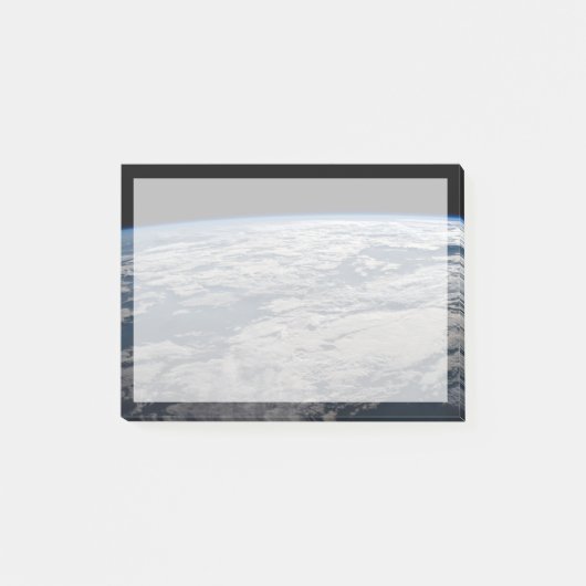 Der Erdwall über einem bewölkten Western Australie Post-it Klebezettel (Vorderseite)