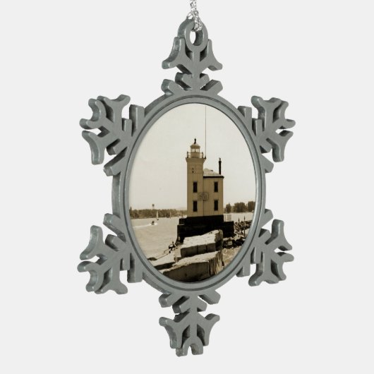Der Eriesee-Leuchtturm Schneeflocken Zinn-Ornament (Links)