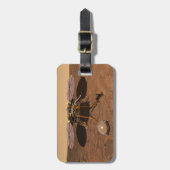 Der Erkennungsleuchter, der auf der Oberfläche von Gepäckanhänger (Vorderseite vertikal)