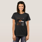 Der erste Beagle muss dramatisch sein T-Shirt (Vorne ganz)