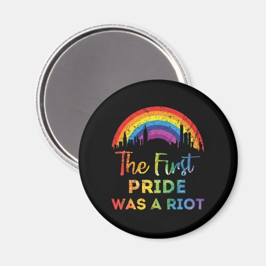 Der erste Gay Pride war ein Rot-LGBT Magnet (Vorderseite/Rückseite)