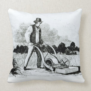 Der erste Rasenmäher (Stich) (b/w Foto) Kissen