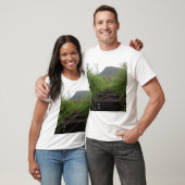 Der erste Schritt lädt zum Wandern ein T-Shirt (Unisex)