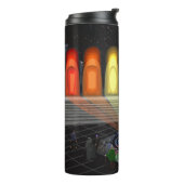 Der erste Schritt Thermosbecher (Nach links gedreht)