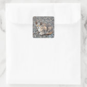 Der Fall Cat Pillow Quadratischer Aufkleber (Tasche)