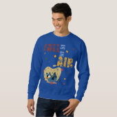 Der Fall ist in Luft mit schwindendem Raccoon Sweatshirt (Vorne ganz)