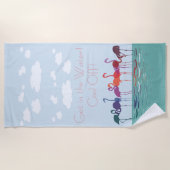 Der farbenfrohe Flamingos-Regen im Wasser Strandtuch (Vorderseite)