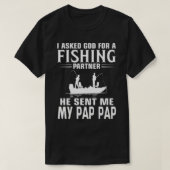 Der Fischereipartner schickte mir mein PAP-PAP T-Shirt (Design vorne)