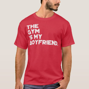 Der Fitnessraum ist mein Freund, der ein Vintages T-Shirt