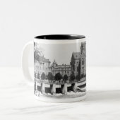 Der Fluss Isar in München, c.1910 Zweifarbige Tasse (Vorderseite Links)