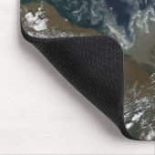 Der Fluss Mackenzie emporströmt in die Bucht von M Mousepad (Ecke)