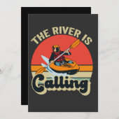 Der Fluss nennt Funny Kayak Outdoor Retro Einladung (Vorne/Hinten)