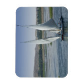 Der Fluss Nil und Segelboote, die als Magnet (Vertikal)