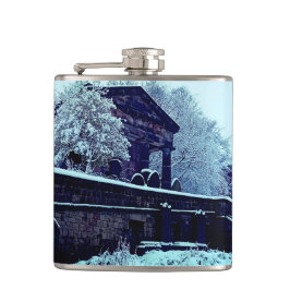 Der Friedhof im Schnee Flachmann