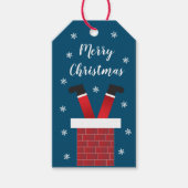 Der frohe Weihnachtsmann steckt in einem Kamin Geschenkanhänger (Vorderseite)