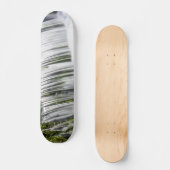 Der Frühling fällt in Hodgson Skateboard (Vorderseite)