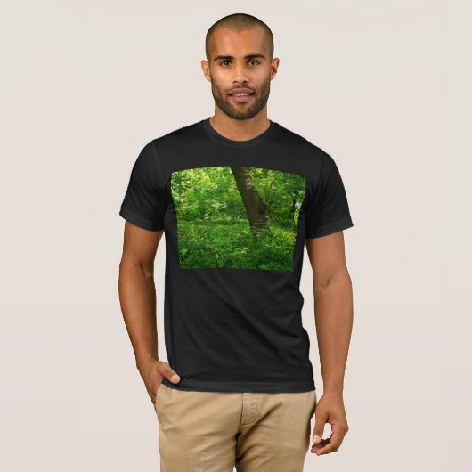 Der Frühling im Wald T-Shirt (Vorne ganz)