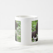 Der Frühlings-Welpe Kaffeetasse (Mittel)