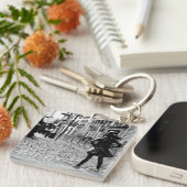 Der furchtlose Schlüsselanhänger der Mädchen (Vorderseite rechts)