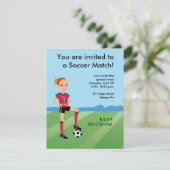 Der Fußball-Einladung des Mädchens mit Einladung (Stehend Vorderseite)