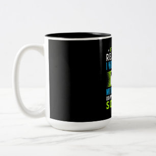 Der Gamer war gezwungen, meinen Controller zu stel Zweifarbige Tasse