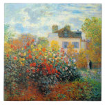 Der Garten des Monet von Argenteuil Fliese<br><div class="desc">Der Garten von Monet in Argenteuil ist ein Landschaftsbild des Impressionismus,  das von dem französischen Künstler Claude Monet,  c. 1873 zeigt er mit seiner Ehefrau im Hintergrund stehend einen schönen Garten.</div>