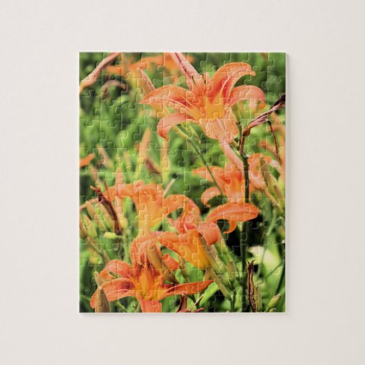 Der Garten von Orange Tiger Lilies Puzzle (Vertikal)