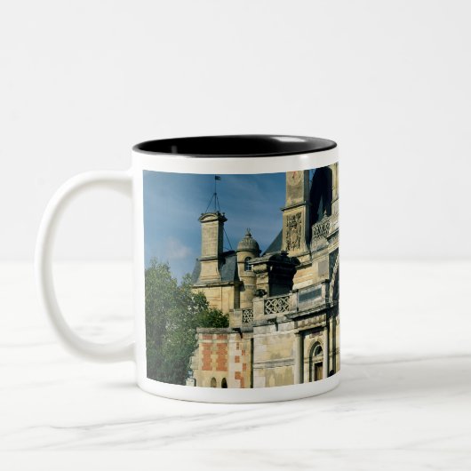 Der Gatehouse Zweifarbige Tasse (Links)