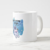 Der Geburtstags-Astronaut Jumbo-Tasse (Vorderseite Rechts)