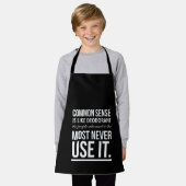 Der gesunde Menschenverstand ist wie Deodorant, di Schürze (Getragen)