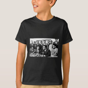 Der Gipfel von Cleveland T-Shirt