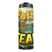 Der Glaube an die Angst in der Landschaft Thermosbecher (Vorderseite)