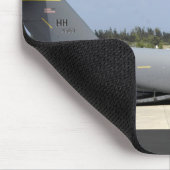 Der Globemaster III der C-17 sitzt auf der Fluglin Mousepad (Ecke)