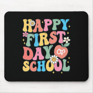 Der glückliche erste Tag der Lehrermädchen zurück Mousepad