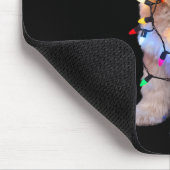 Der goldene Doodle in der Weihnachtsmannmütze wühl Mousepad (Ecke)